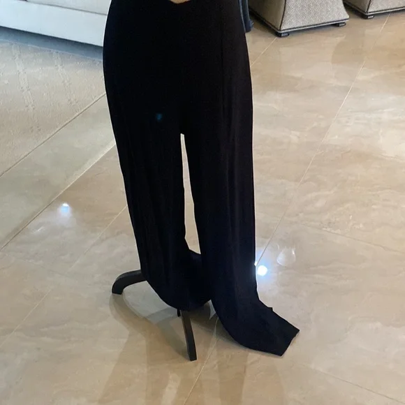 Nicole Miller Artelier Jumpsuit - Picture 3 of 9